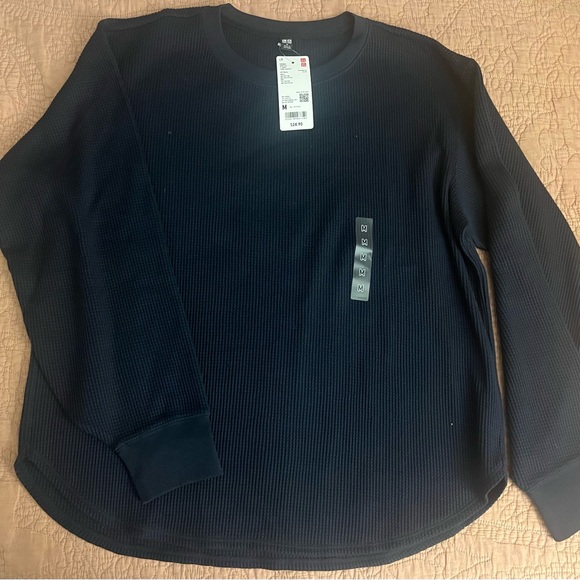 Uniqlo Women's Navy Waffle Long Sleeve Tee - Picture 2 of 2